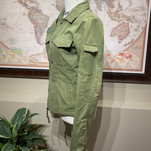 BENCH Vintage Jacket - Picture 9 of 15